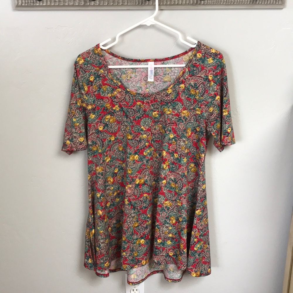 LulaRoe perfect t
